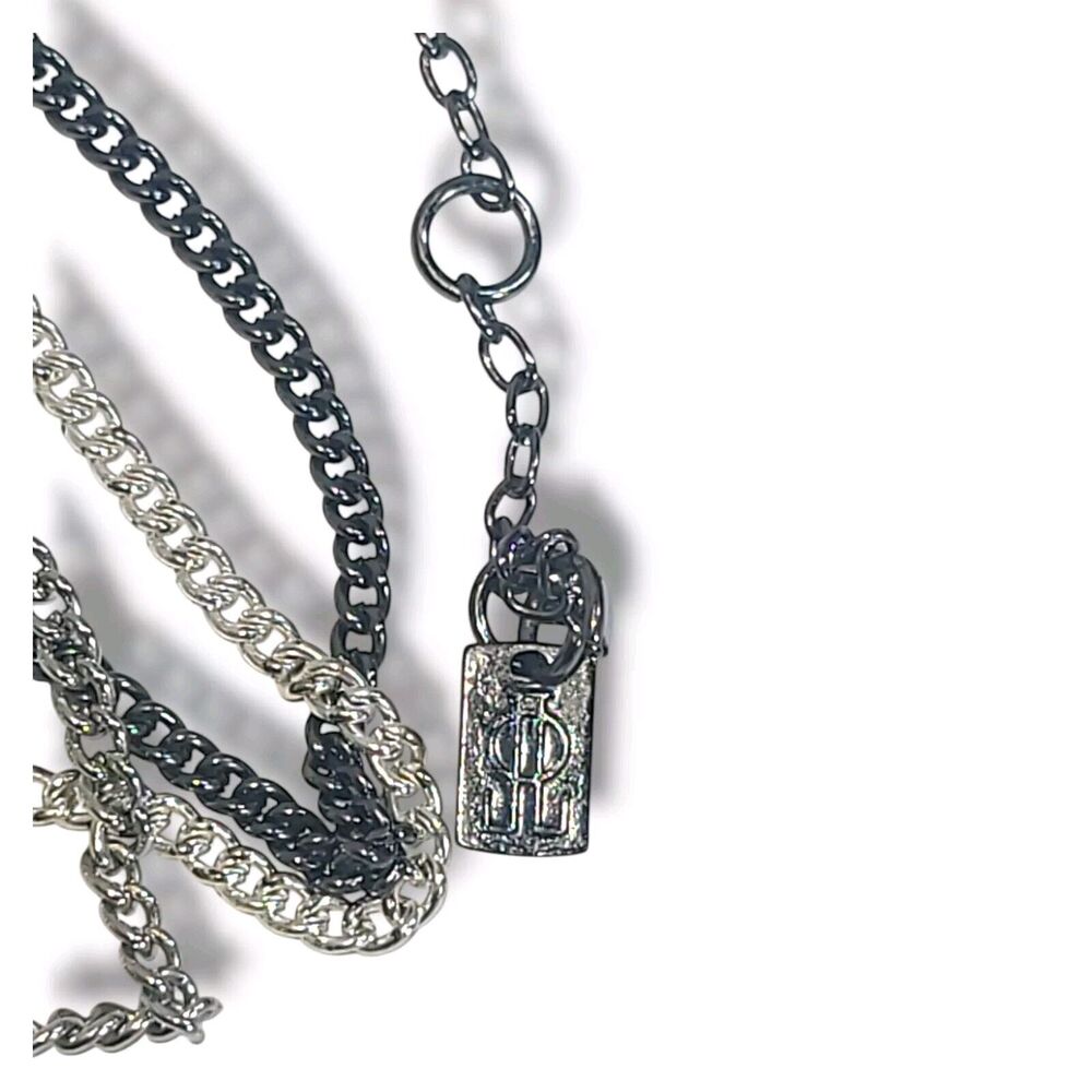 Jennifer Lopez Jlo Silvertone Rhinestone Necklace Round Pendant 26-29"‎ Chain - Picture 4 of 6